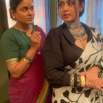 Hemangi Kavi Instagram - When her crazy matches your crazy but you’ll play enemies on screen #ishikaaurbhavanikipremkahaani • • • #reelitfeelit #reelsinstagram #trendingreels #explore #explorepage #fyp #foryou #tvshows #zeetvshow #indiantelevision #kaisemujhetummilgaye #bhavanichitnis #ishikasinha #deekshhasonalkartham #instadaily #instagood #instamood