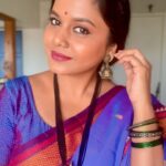 Hemangi Kavi Instagram - Chala #Viral kara aata he sunder #marathi gana! ❤️ one of my favourite songs! @sureshwadkarofficial @asha.bhosle 🥰 #कवीहुँमैं #हेमांगीकवी #तीसावळीगं #kavihunmain #hemangikavi #thatduskywoman #trending #marathisong #sureshwadkar #ashabhosle Mumbai, Maharashtra