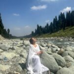 Hiba Nawab Instagram - Khoobsurat Kashmir⛰️♥️ 7.13 edits