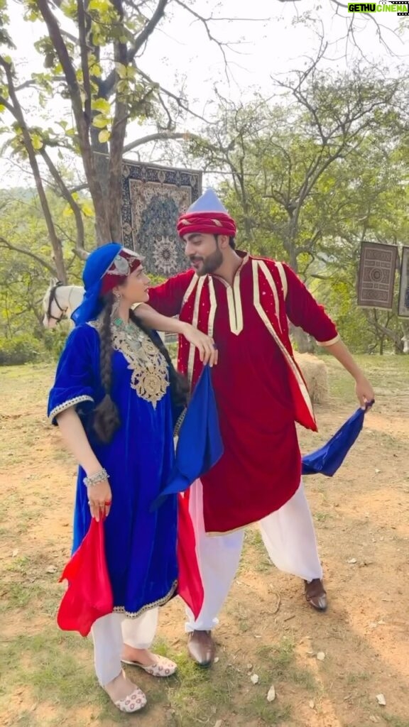 Hiba Nawab Instagram - ✨ Lights, camera, action! 🎶CHAAND SA ROSHAN CHEHRA🎶..Join me and Anirudh in the enchanting world of ‘Jhanak’! 🌙 Catch our captivating show on @starplus every night at 10:30pm. Get ready for a rollercoaster ride of love and drama that’ll leave you wanting more! ✨#HibaNawab #Jhanak #StarPlus #MustWatch