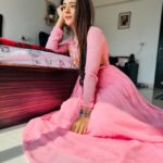 Hiba Nawab Instagram - Sardiyon ki dhoop ☀️