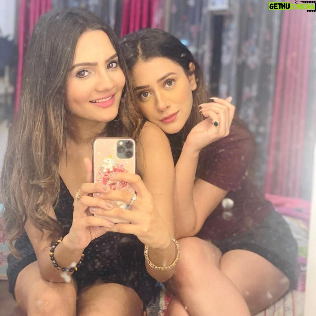 Hiba Nawab Instagram - Dearest Hiba, good things take time just like me remembering your birthday!! 😋🥳 Happy Belated Birthday my babyyyyy 🎂🎂🥳🥳❤️❤️Wishing you a fab & rocking year, just the way you are !! 🧿✨ I loveeeee youuuuu & I misssss youuuu 🥹💗🍭 My crazy woman you are BATATA to my VADA & Yummy KEBAB to my AYAAZ !! I know this year we are far but I can still feel your HALO !! My love I promise to take you out for our late night drives & trust me my WAFFA won’t do BEWAFAI 🤪🤪🤪 (IYKYK) Sharing some of our beautiful memories (Don’t kill me for the last picture☠️) 🩷✨ Ps- I’m not late, I’m just “355 days” early for your next birthday! 🎂🥳🤪