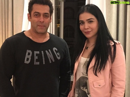 Humaima Malick Instagram - How I fell in love with movies , how I wanted to become an actor buying your postcards all my childhood … the most handsome man and forever my first crush @beingsalmankhan Happy birthday you best human