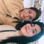 Humaima Malick Instagram - MashaAllah jitna shukar karo kum hai … Maa tu meri sub sey pyari dost hai Khush rahain afiyat mey rahain sehat sehat sehattttt k saath meray pass rahay happy birthday ammi jaan … @sofyamalik proud to share my birthday with you Thankyou Allah jee