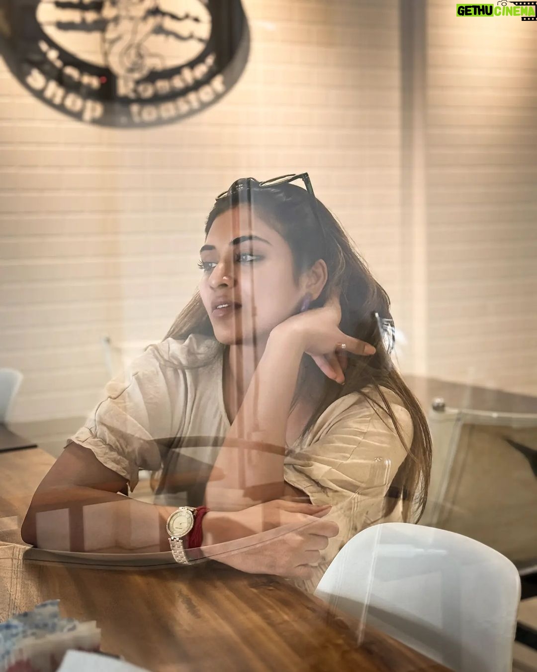 Indhuja Ravichandran Instagram - Wherever you go All you need is good coffee , wifi and dream #Coffemania #phuket#thailand Phuket, Thailand