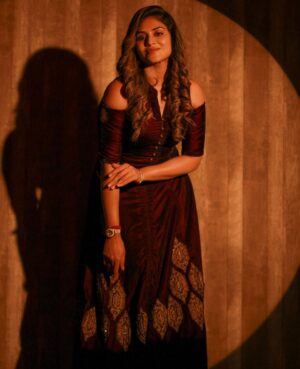 Indhuja Ravichandran Instagram - The time is always right to do what is right ❤️‍🔥💃🏻 
.
.
.
Wardrobe -  @rehanabasheerofficial ❤️
Hair - @rakmakeupartistry