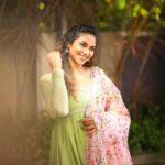 Indhuja Ravichandran Instagram - 🌿💚🌿 . . . Shot by @they_call_me_keshu Wearing @the_trendy_turns & @aayisha_the_fashion_form Styling @stylebyannapurna Jewellery @houseofqc