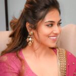 Indhuja Ravichandran Instagram - Twirls & Smiles 💞 #novemberstory . . . Outfit - @rehanabasheerofficial Jewellery - @kalyanjewellers_official Hair - @mua_vijisharath