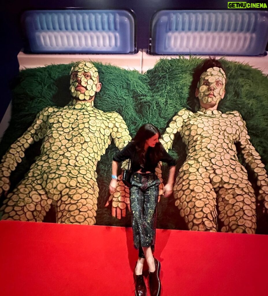 Isabelle Kaif Instagram - Stepped into a realm of artistic wonders last night 🌌🎨 The "Infinity Mirrored Room" by Yayoi Kusama and the delightfully absurd "Toiletpaper" exhibit by @mauriziocattelan was too much fun🤩🌀 Thank you #nitamukeshambani for bringing such amazing art to Mumbai! @nmacc.india #ArtisticWonders #NMACCIndia #InfinityVsAbsurdity #SoulFeast" Feast for the Soul
