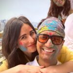 Isabelle Kaif Instagram - Happy Holi 💚💛❤️💜💙 Colour Festival