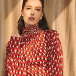 Isabelle Kaif Instagram - cherry bomb 🍒💥 Pic : @trishasarang Makeup : @anumariyajose Hair : @sajzdot Styling : @nidhiagarwal_ Outfit : @shopverb Jewellery : @voycejewellery 𝑪𝒉𝒆𝒓𝒓𝒚 𝑩𝒐𝒎𝒃