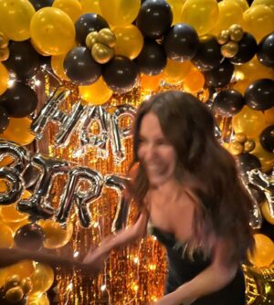 Isabelle Kaif Instagram - how it started to how’s it going 
thank for all the love guys 🖤💛🖤