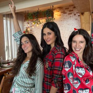 Isabelle Kaif Instagram - Merry Merry Christmas 🎄 Christmas Is Here
