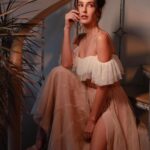 Isabelle Kaif Instagram - this is what I am wearing in Havana @shehlaakhan @haranish.hrf Dreaming of Travelling Again