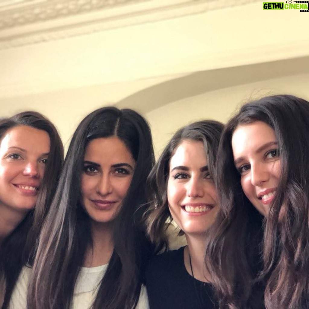Isabelle Kaif Instagram - to all the women who make the good times great and the hard times bearable happy happy women’s day❣️ Women's Day