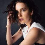 Isabelle Kaif Instagram - here’s looking at you kid Quoting