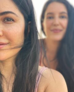 Isabelle Kaif Instagram - Got your back always 👯‍♀️Happiest of Birthdays @katrinakaif ❣️❣️❣️ Birthday Vibes