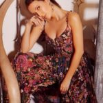 Isabelle Kaif Instagram - Thank you @taruntahiliani for the perfect post lockdown wedding outfit! Danced my little heart out all night long ❣️❣️❣️ BeJewelled