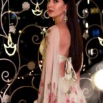 Isabelle Kaif Instagram - Happy Diwali! Sending Love and Light to you all! 💞 🪔 Festival of Lights