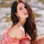 Isabelle Kaif Instagram - pre ☕️ post ☕️ vibes Powered By Coffee