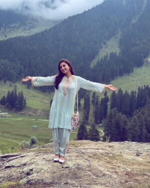 Isha Sharma Instagram - "From Small Town Dreams to Small Screen Reality"

To the all glittery lights of tall sky scrappers of big city from the beautiful stars in the clear sky of my small hometown. Start of a new journey . I was just a small town girl with big aspirations, yearning for a chance to shine on a larger stage. Little did I know that my journey would lead me to a remarkable opportunity, where I would play the role of a small town girl on a television show as the lead artist.

Growing up, my world was filled with the simplicity of rural life, but my heart carried ambitions that stretched far beyond the horizon. 

Stepping into this role is both thrilling and challenging. I drew upon my own experiences growing up in a small town to breathe life into the character. I want to ensure that the portrayal is authentic and relatable to others who shared my background. 

The journey from being a small-town dreamer to a "Pashmina" has been nothing short of incredible. To all those from small towns,  chase your dreams relentlessly and never underestimate the potential that resides within you. It's all your love and blessings that I am cherishing the values and simplicity that had shaped me.
#pashminna coming soon 🔜