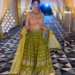 Isha Sharma Instagram - Lehnga pehna ho aur twirl na ho🫢 • • • Wearing beautiful outfit from @seobridalstudio_official . Jewellery @manimuktaajewels .