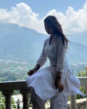 Isha Sharma Instagram - There’s a beauty in simplicity ….