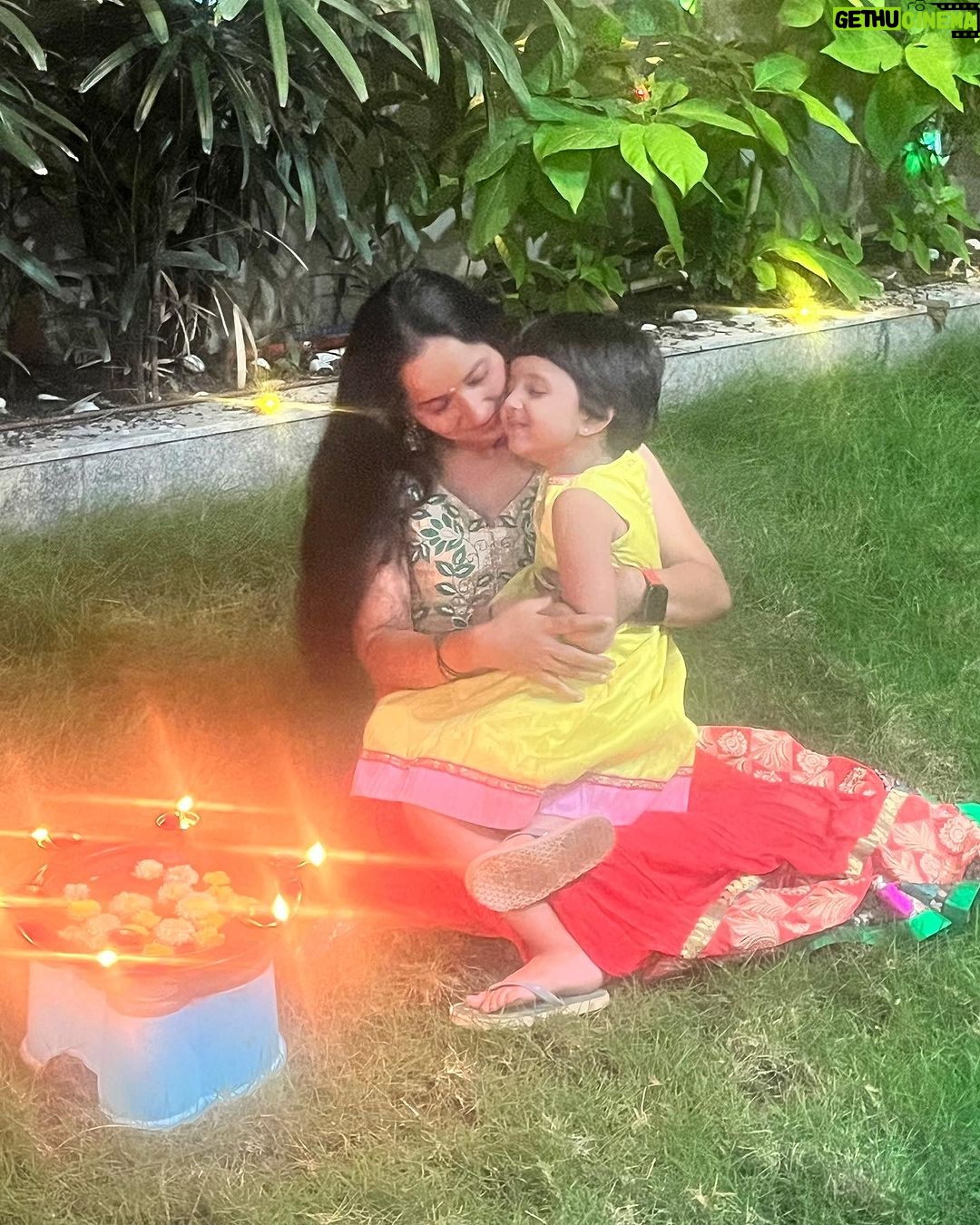 Ishika Singh Instagram - I’m not exactly the mom I wanted to be. I’m not the mom who makes sure everything I feed my kid is healthy and organic. I’m not the mom who gets everything done on her to-do list. I’m not the mom who feels confident in every decision I make. I’m wishy-washy on most days on mostly everything. I’m not the put-together mom, who has all the answers, and the perfect outfit and hair to match. I’m not the mom who stays calm over every bump and bruise, and sometimes I make the situation worse by my reaction. But I’m the mom who can tell something is wrong by just a glance. I’m the mom who cried when I left my child at preschool, and they peeled her from my legs. I’m the mom that’s far from perfect. 𝐁𝐮𝐭 no one knows and loves my kid better. And in her eyes, I’m everything, So, by just being me, I’m the mom my kid need. Because she don’t need an idea She need a mom who is 𝘳𝘦𝘢𝘭 and 𝘭𝘰𝘷𝘦𝘴 her . So maybe I’m the mom I’m supposed to be, and that’s better than perfect. #beingme #beingmomtastic💗 #beingmom #beingmommy #momlife #momblogger #mommyhood #mommyworries #momlifebelike #motherhood