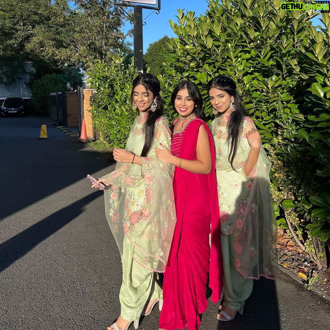 Ishveen Gulati Instagram - sunkissedđź’‹