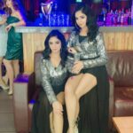 Ishveen Gulati Instagram - Throwback🙌 #teamvleenam ♥️