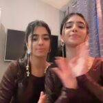 Ishveen Gulati Instagram - ThankYou for your love recently🫶🥹 #teamvleenam #mirrortwins #twins #twin