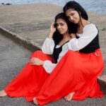 Ishveen Gulati Instagram - Twin Geet’s♥️ #teamvleenam 🤍