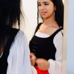 Ishveen Gulati Instagram - Ishq♥️ #teamvleenam 🤍