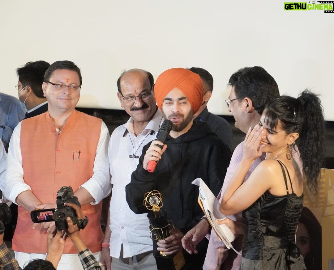 Jashn Agnihotri Instagram - #diff2021 #memories ❤️ Orderwise in pics with #adityaseal #manjotsingh #uttarakhandchiefminister #gajendrachauhan #akhilendramishra #mitavashisht