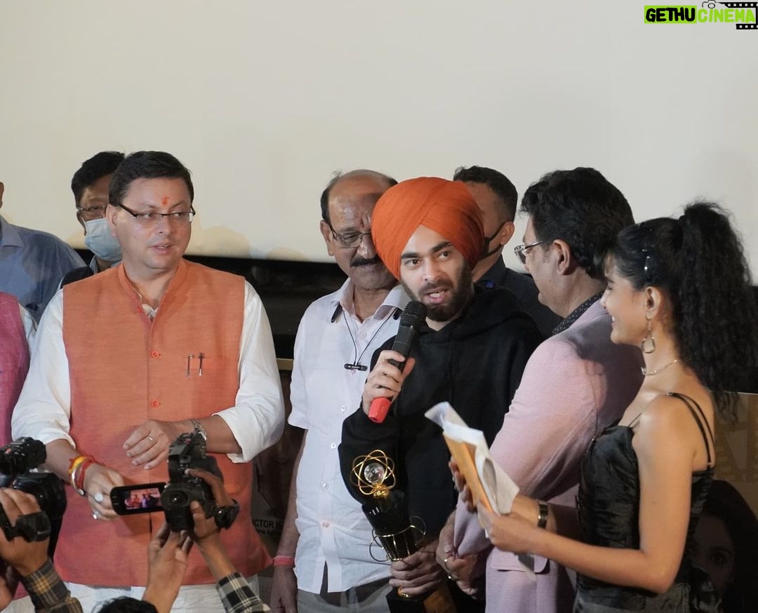 Jashn Agnihotri Instagram - #diff2021 #memories ❤️ Orderwise in pics with #adityaseal #manjotsingh #uttarakhandchiefminister #gajendrachauhan #akhilendramishra #mitavashisht