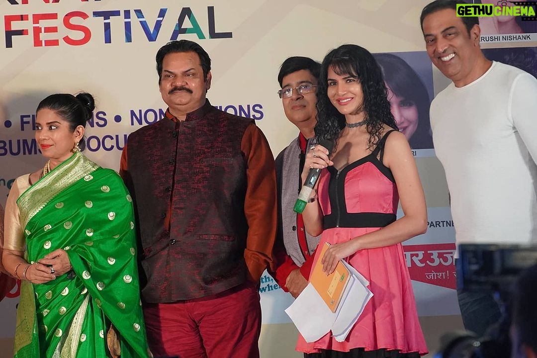 Jashn Agnihotri Instagram - #diff2021 #closingceremony #inpictures #orderwise #mitavashisht #akhilendramishra #vindudarasingh #aishwaryarajnikanth #aarushinishank #victorbanerjee #kcbokadia #tourismminister