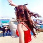 Jashn Agnihotri Instagram - when you squeeze time to make a #reel on #set ❤️ #varanasi #shoot at #gangaghat #memories