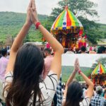 Jasmine Rath Instagram - ମୋ ଜଗା ପାଖରେ ଏତିକି ଗୁହାରୀ ଯେ ସେ ସମସ୍ତଙ୍କୁ ଘଣ୍ଟ ଘୋଡାଇ ରଖୁ ✨🤍 ଜୟ ଜଗନ୍ନାଥ🙏🏻 #jasminerath #jagannath #mojaga #morathyatra2023 #rathayatra Garhmadhupur