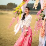 Jasmine Rath Instagram - Kya apko bhi koi mila hai?🤍✨ #jasminerath