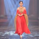 Jasmine Rath Instagram – Gracing Navyata 2023 with her mesmerizing presence, the fabulous Jasmine Rath leaves us speechless as our show stopper! Thank you for adding glamour, elegance, and star power to our annual function at INIFD Bhubaneswar. Your charisma and talent have inspired us all.

@jasmine_rath
.
.
.
.
#jasminerath #navyata #Navyata2023 #inifd
#inifdbhubaneswar #INIFDians
#FashionDesign #Interiordesign
#annualfunction #annualevent
#navyatafashion #fashionshow2023 #navyatafashionindia