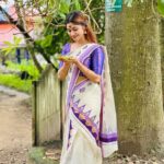 Jasnya Jayadeesh Instagram - It all begins by embracing and developing the inner self because true elegance starts from within. 🤍 👗 @ar_handlooms_kuthampully 🤍 📸 @arun_anedath 🤍