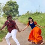Jasnya Jayadeesh Instagram - #mamadhura ❤️ Lawrence sir kuthu is the only song on my playlist for recent days 🥰 👗 @classymissyin ❤️ Vc @raheeshrazak After a long time .. with maman @arun_anedath ❤️