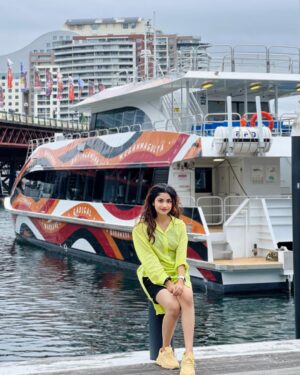 Jasnya Jayadeesh Instagram - Achante/brothernte/Apoopante/Mamante shirt annonilla chodyam nirodhichirikkunnu 😁❤️🤗
#sydneyaustralia ❤️.
Pc @neethu_jayan2 😘❤️