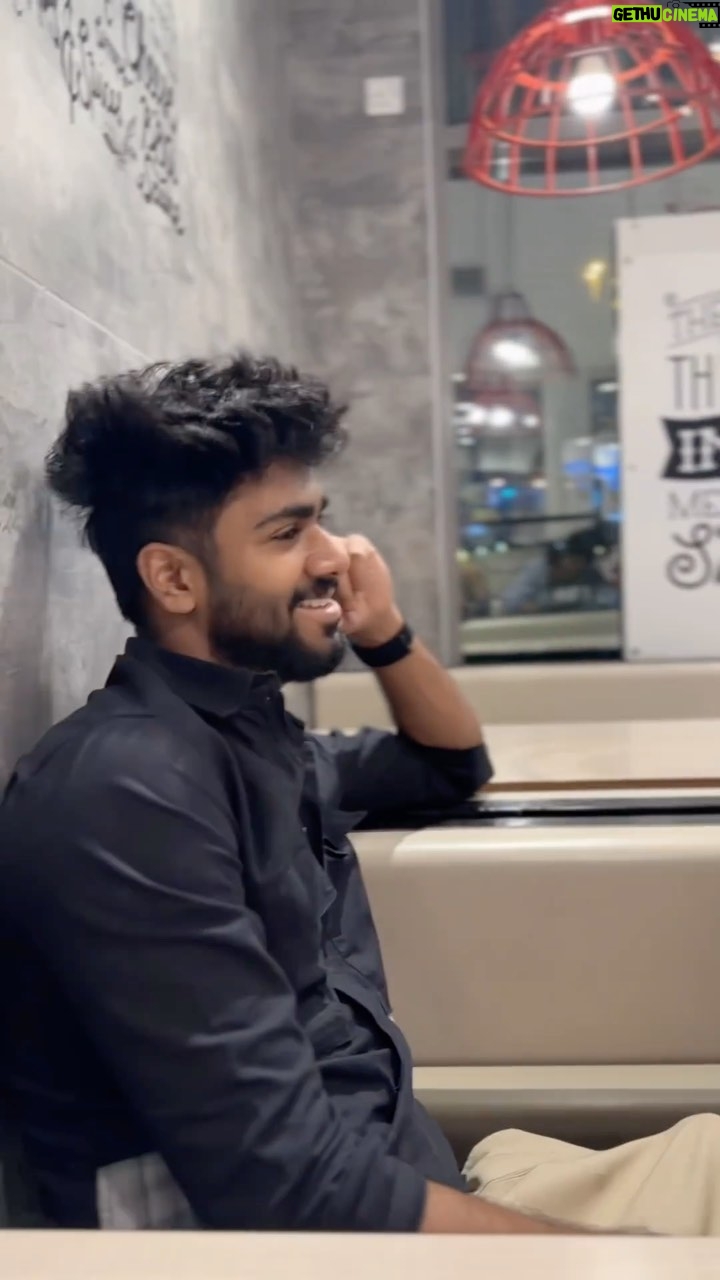 Jasnya Jayadeesh Instagram - Watch till end to understand why I chose this audio for this video 😂😂❤️ @jayadeesh_k_damodar @neethu_jayan2 @jasnith_kj