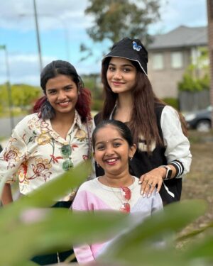 Jasnya Jayadeesh Instagram - Cuties 🤍💓
@jasnya_k_jayadeesh 
@devanandha.malikappuram