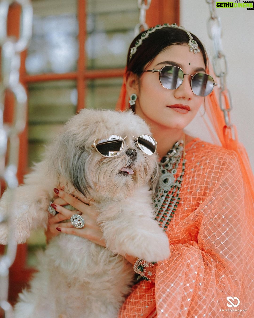 Jasnya Jayadeesh Instagram - My lil rockstar ❤️ @leo_lil_rockstar 😘 Costume @ela_kshidesignerstudio_ Mua @makeoverbyshaima Dop 📸 @sijudoss_photography Jewellery @allura_premium_bridal_rentals