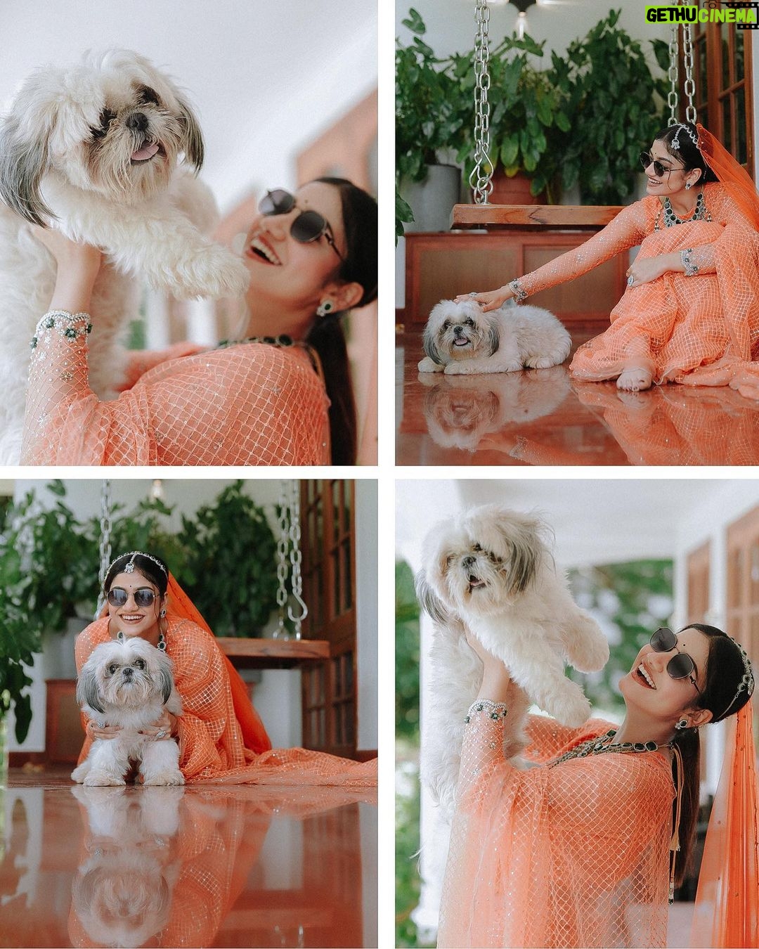 Jasnya Jayadeesh Instagram - My lil rockstar ❤️ @leo_lil_rockstar 😘 Costume @ela_kshidesignerstudio_ Mua @makeoverbyshaima Dop 📸 @sijudoss_photography Jewellery @allura_premium_bridal_rentals
