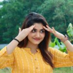 Jasnya Jayadeesh Instagram – Let the candidness of the photo tell the story. 💛
📸 @yug__joshi__ thank u for this click 💛