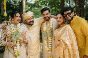 Jayaram Instagram - My Chakki kuttan is engaged ❤️now I have another son @navgireesh ❤️❤️
Wishing you both a lifetime of happiness
@magicmotionmedia 
@montrosegolfresort