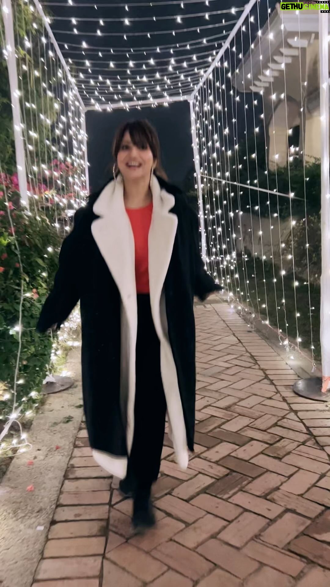 Jazz Sodhi - 3.7K Likes - Happy new year 🥳❤️
#happyjazzsodhi
#newyear #happynewyear #christmas #love #instagood #newyearseve #happy #instagram #fashion #photography #party #winter #photooftheday #like #newyears #goals #follow #new #art #family #travel #celebration #2023
